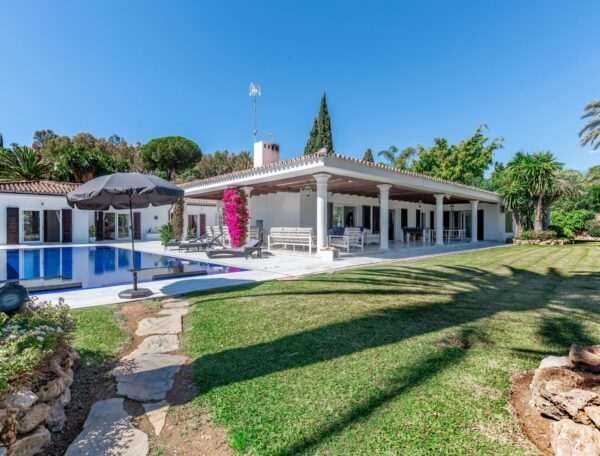 Villa Blanco V105